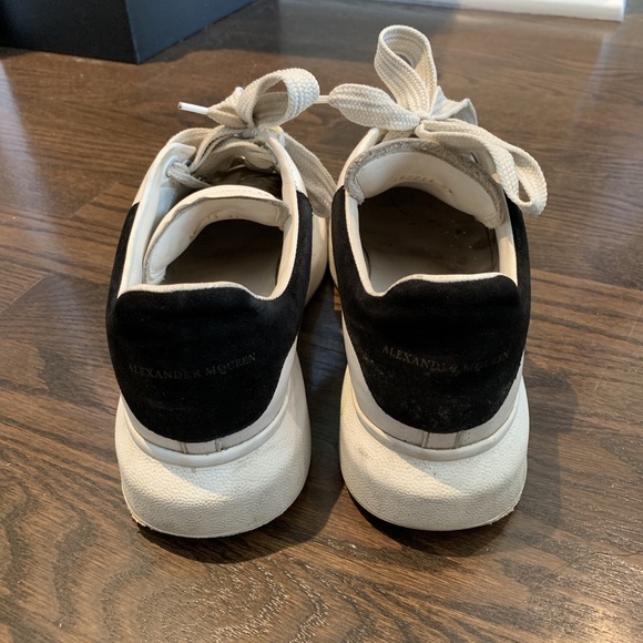 Alexander McQueen sneakers - Picture 2 of 2